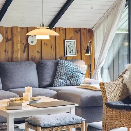 Holiday home Tjure - 900m From The Sea In Ne Jutland By Interhome *