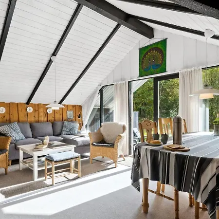 Holiday home Tjure - 900m From The Sea In Ne Jutland By Interhome Saeby (Nordjylland)